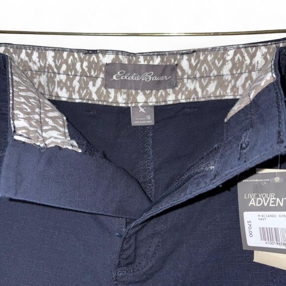 Eddie Bauer NWT Soft Cotton Rip-Stop Cargo Ankle Pants in Navy size 16 - Picture 3 of 9